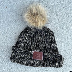 LYM Pom Pom fold over hat